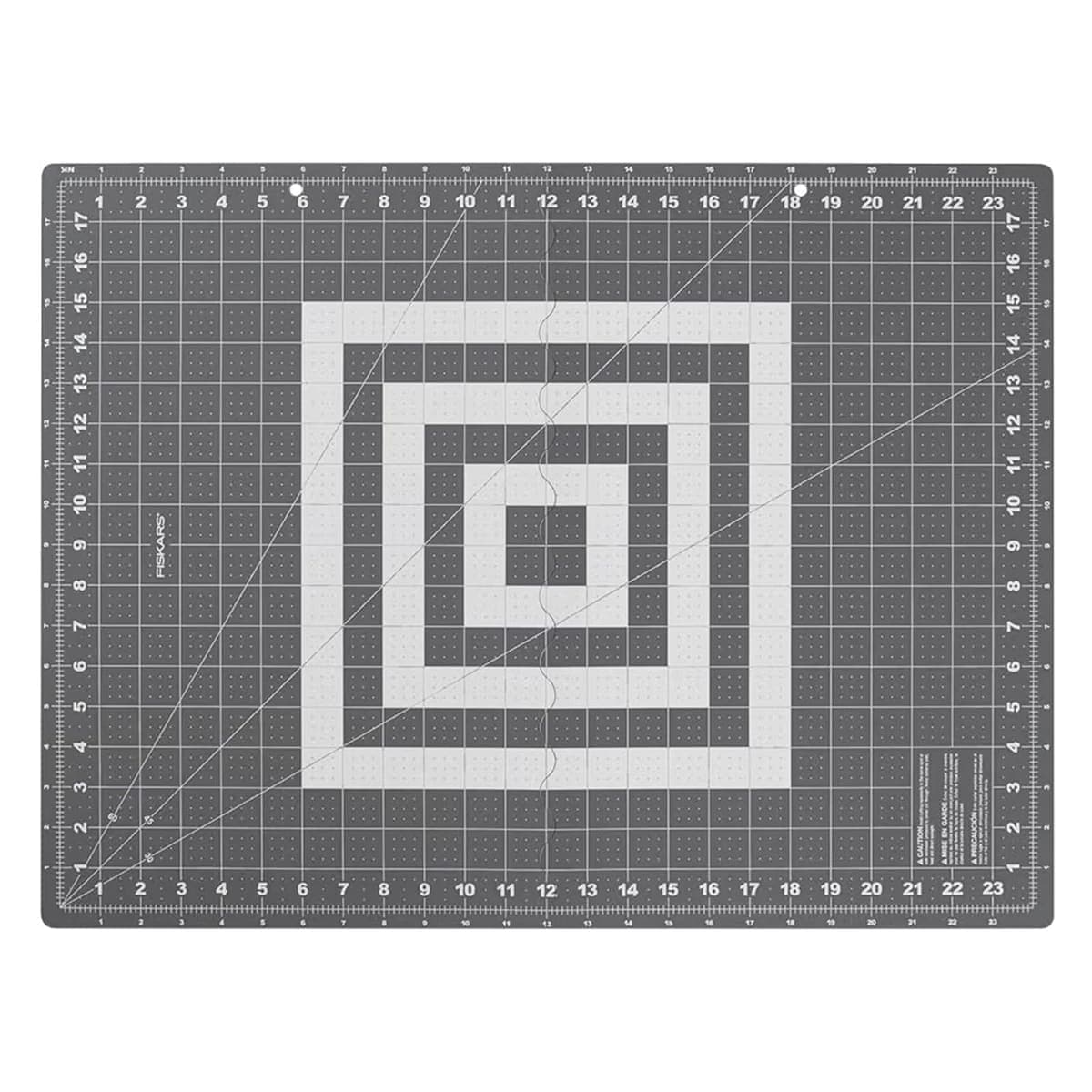 Fiskars 18 x 24 Inch Folding Self-Healing Cutting Mat